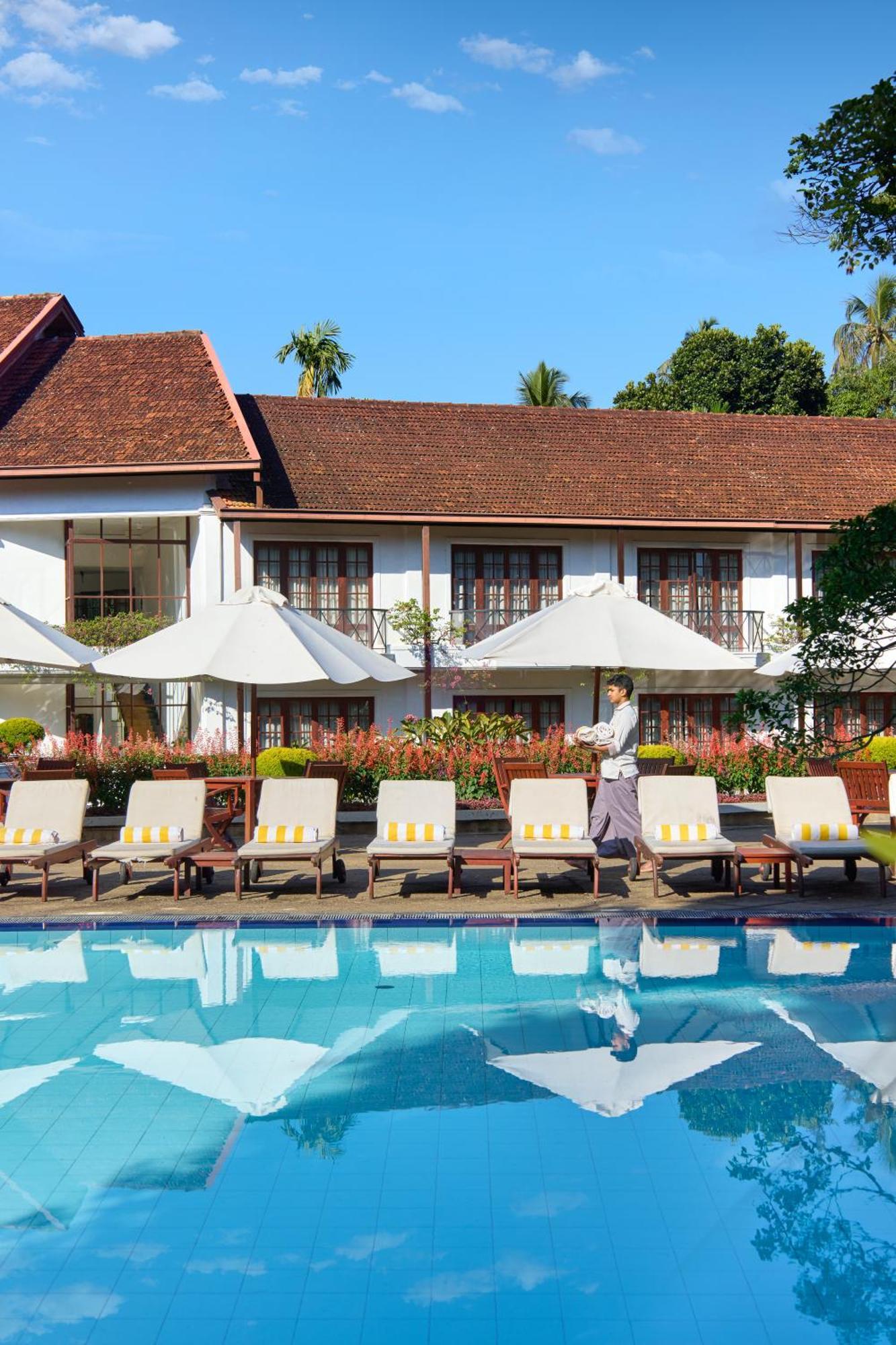 Mahaweli Reach Hotel Kandy Eksteriør billede