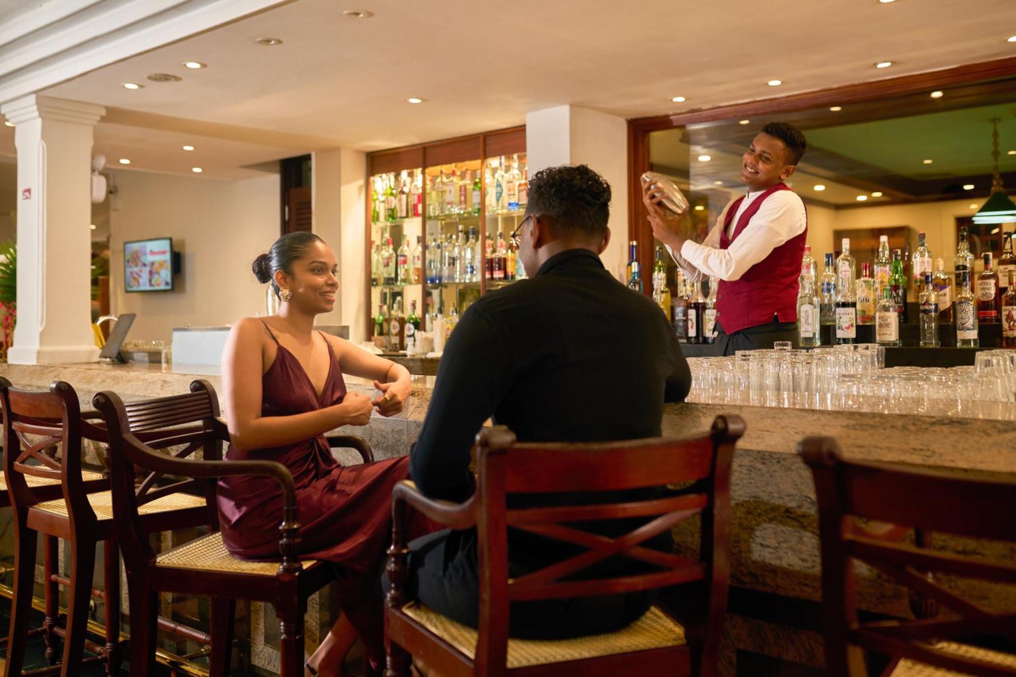 Mahaweli Reach Hotel Kandy Eksteriør billede